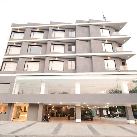 Aceotel Premier, Vijay Nagar Indore Zewnętrze zdjęcie