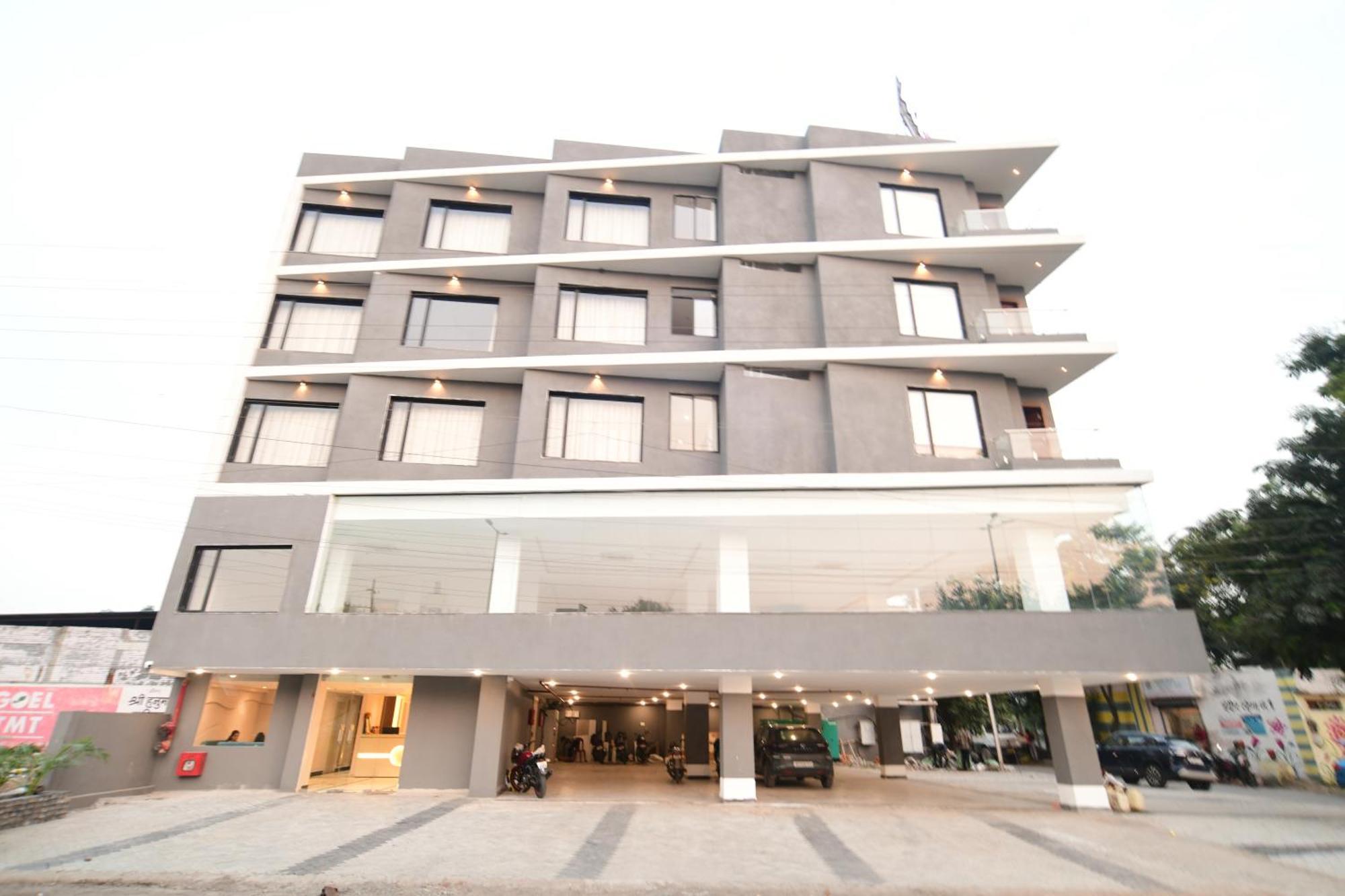 Aceotel Premier, Vijay Nagar Indore Zewnętrze zdjęcie