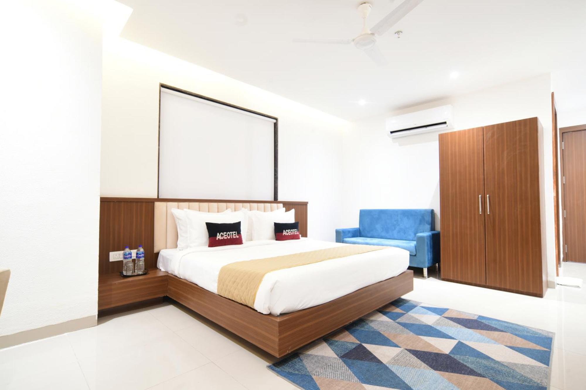 Aceotel Premier, Vijay Nagar Indore Zewnętrze zdjęcie