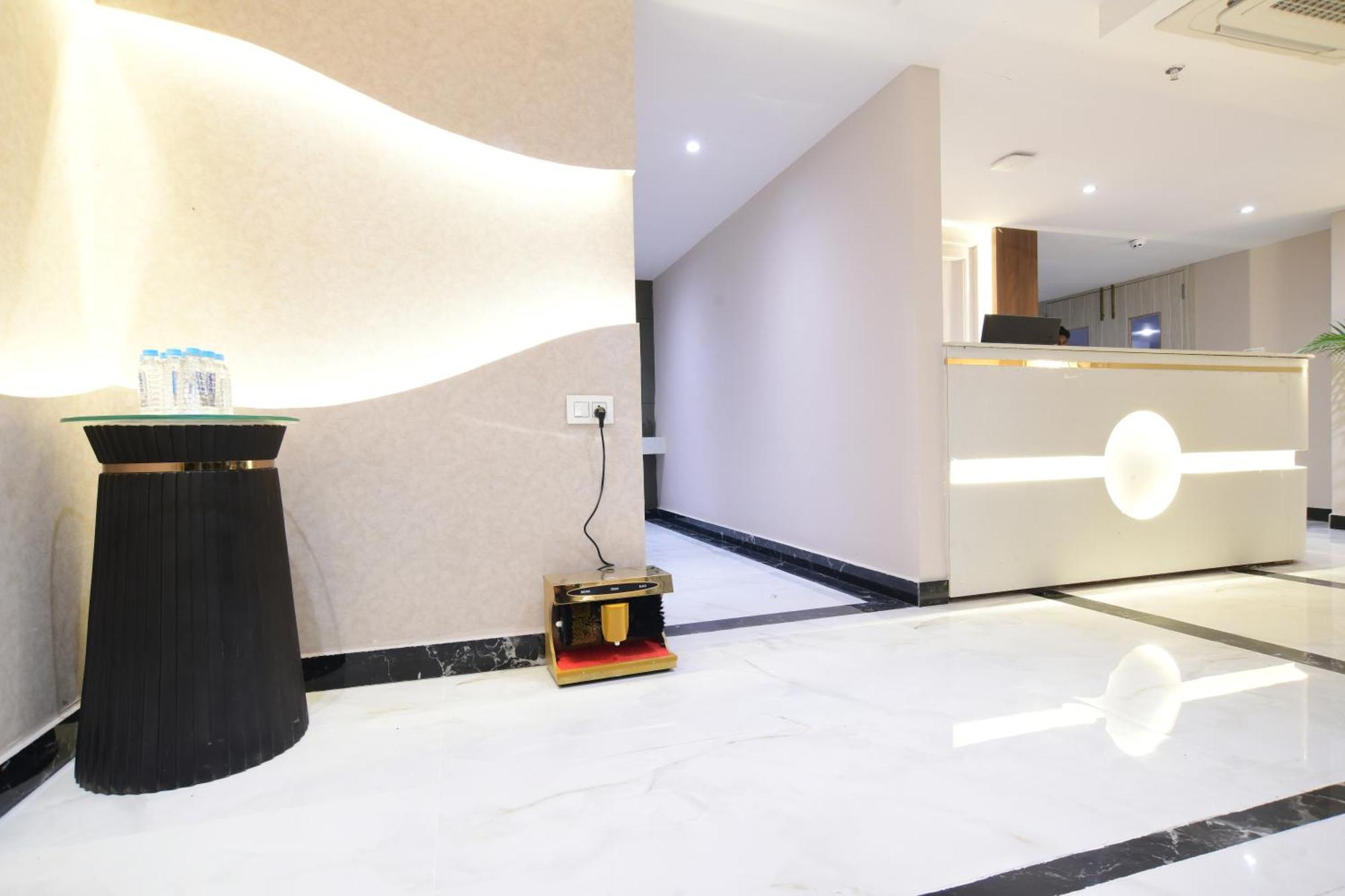 Aceotel Premier, Vijay Nagar Indore Zewnętrze zdjęcie