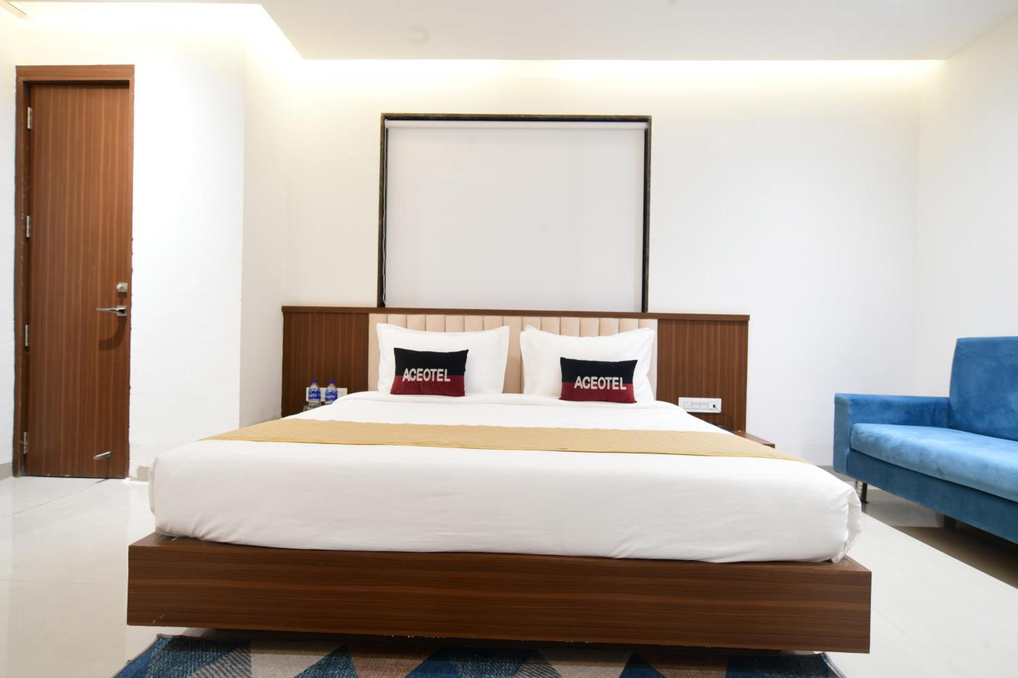 Aceotel Premier, Vijay Nagar Indore Zewnętrze zdjęcie